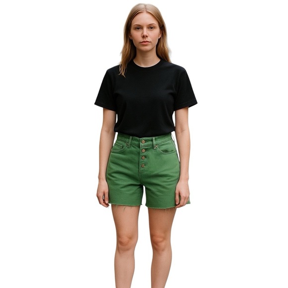Tractr women’s high rise slim fit 4” shorts green size 4 NWT - Picture 1 of 11
